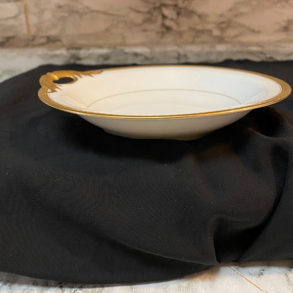 *Haviland France Limoges one handle shallow bowl gold guild detail  6.25”antique - Picture 3 of 8